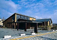 舞洲陶芸館