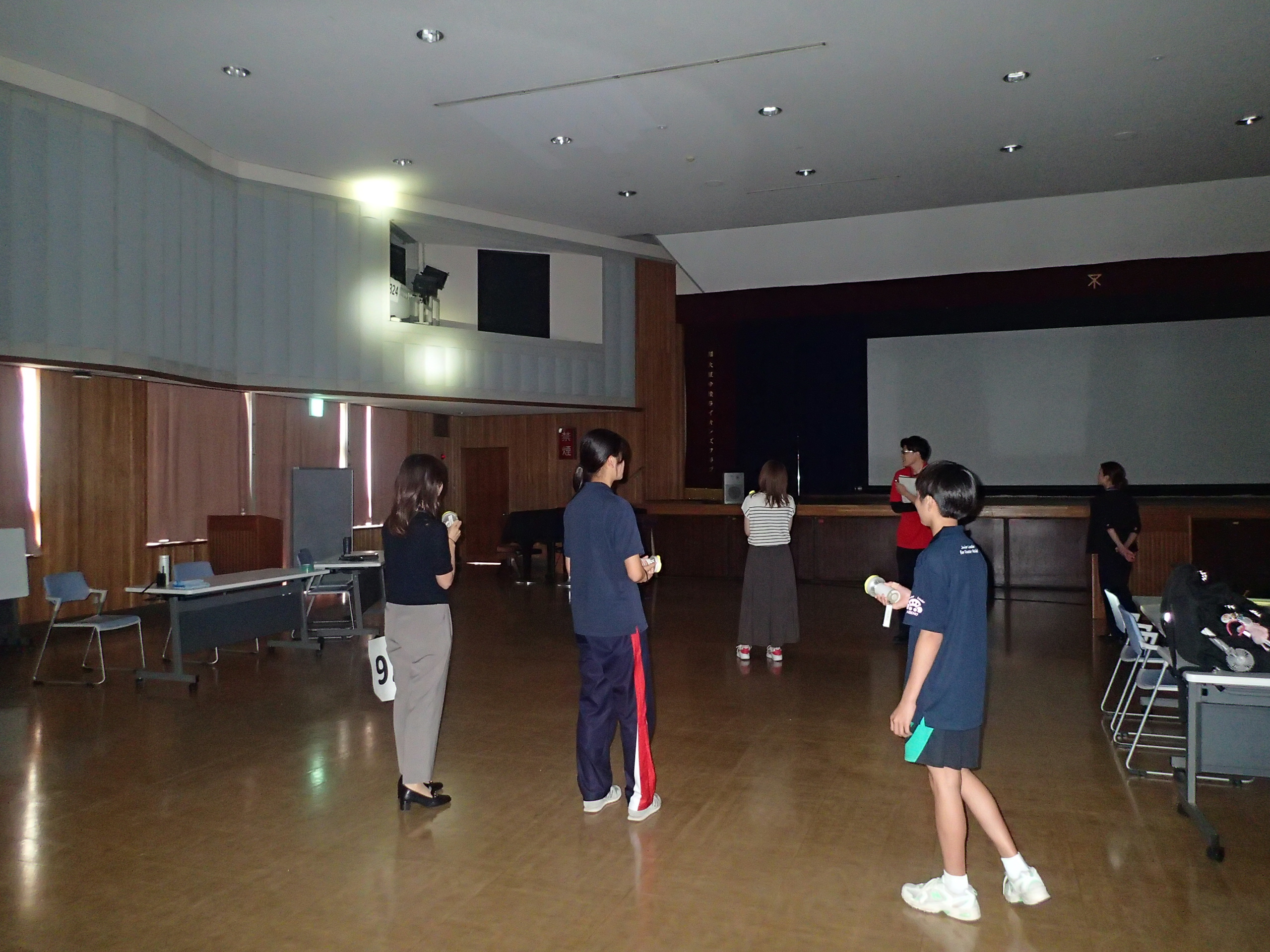 防災脱出ミッションに挑戦している写真