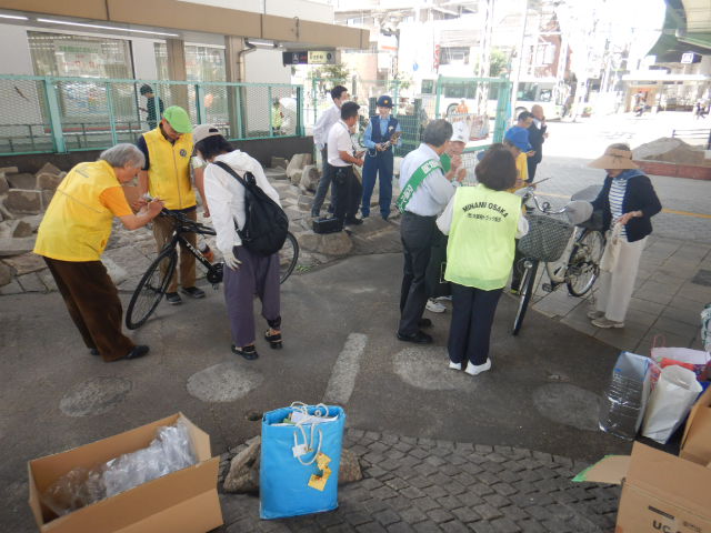 自転車マナーアップ街頭キャンペーンでは自転車の無料点検を実施