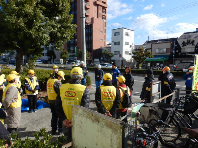西田辺駅周辺に集まった多くのサイクルサポーターの皆さん