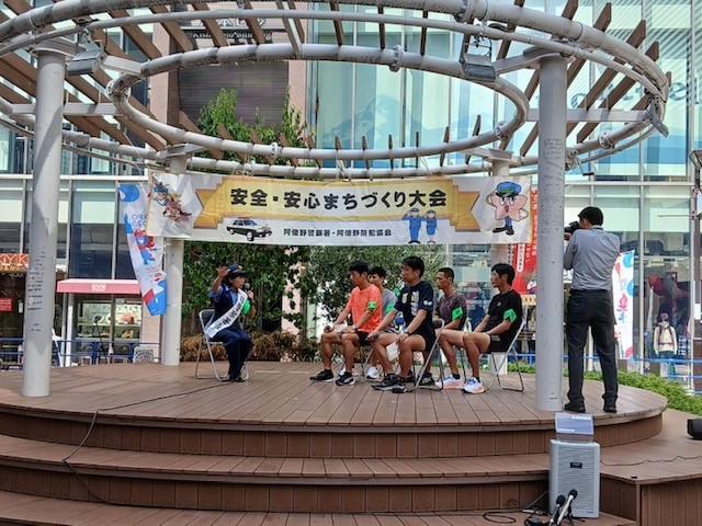 Hoop前広場で開催された防犯イベントの様子