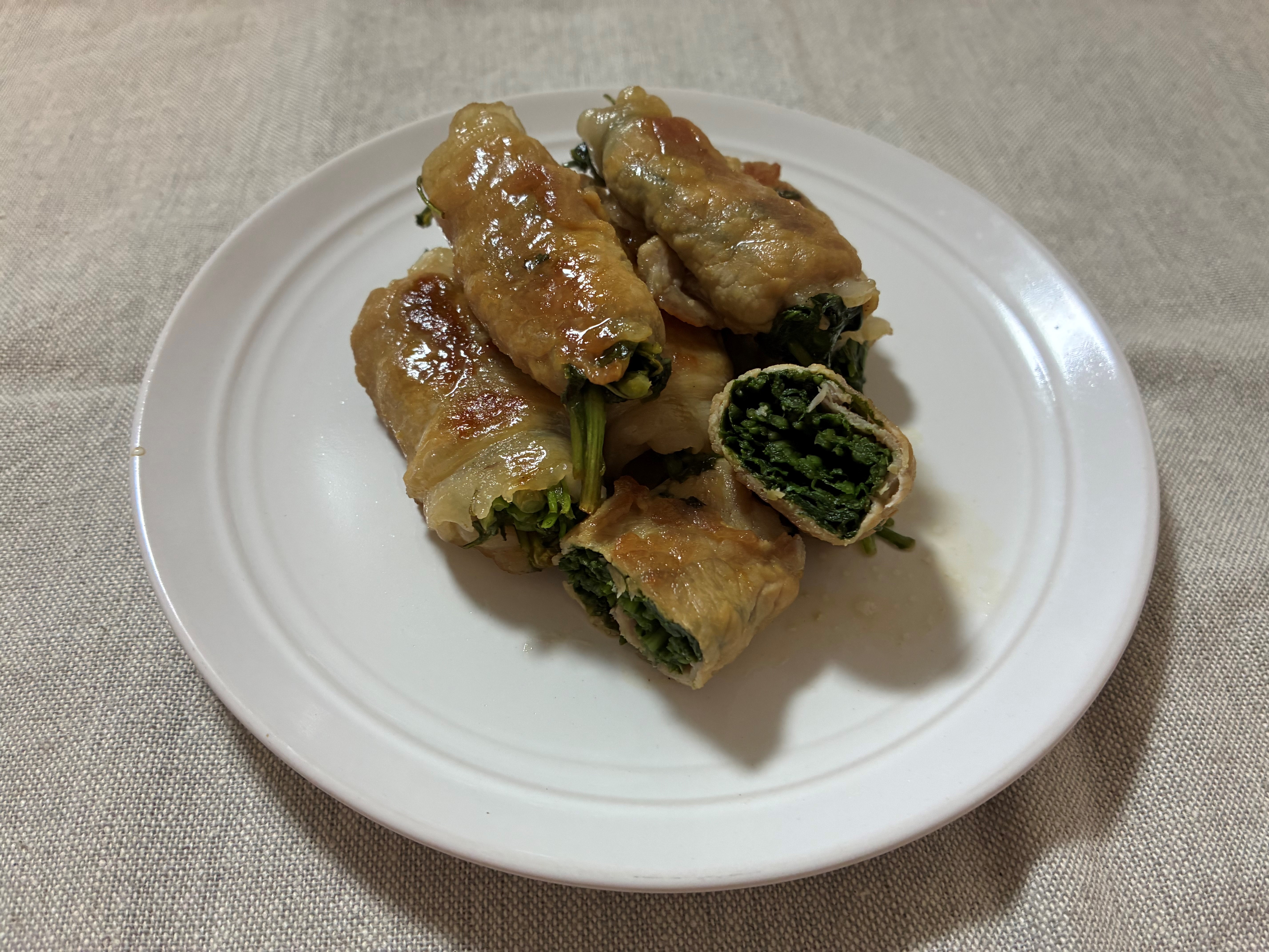 春菊の肉巻きの写真