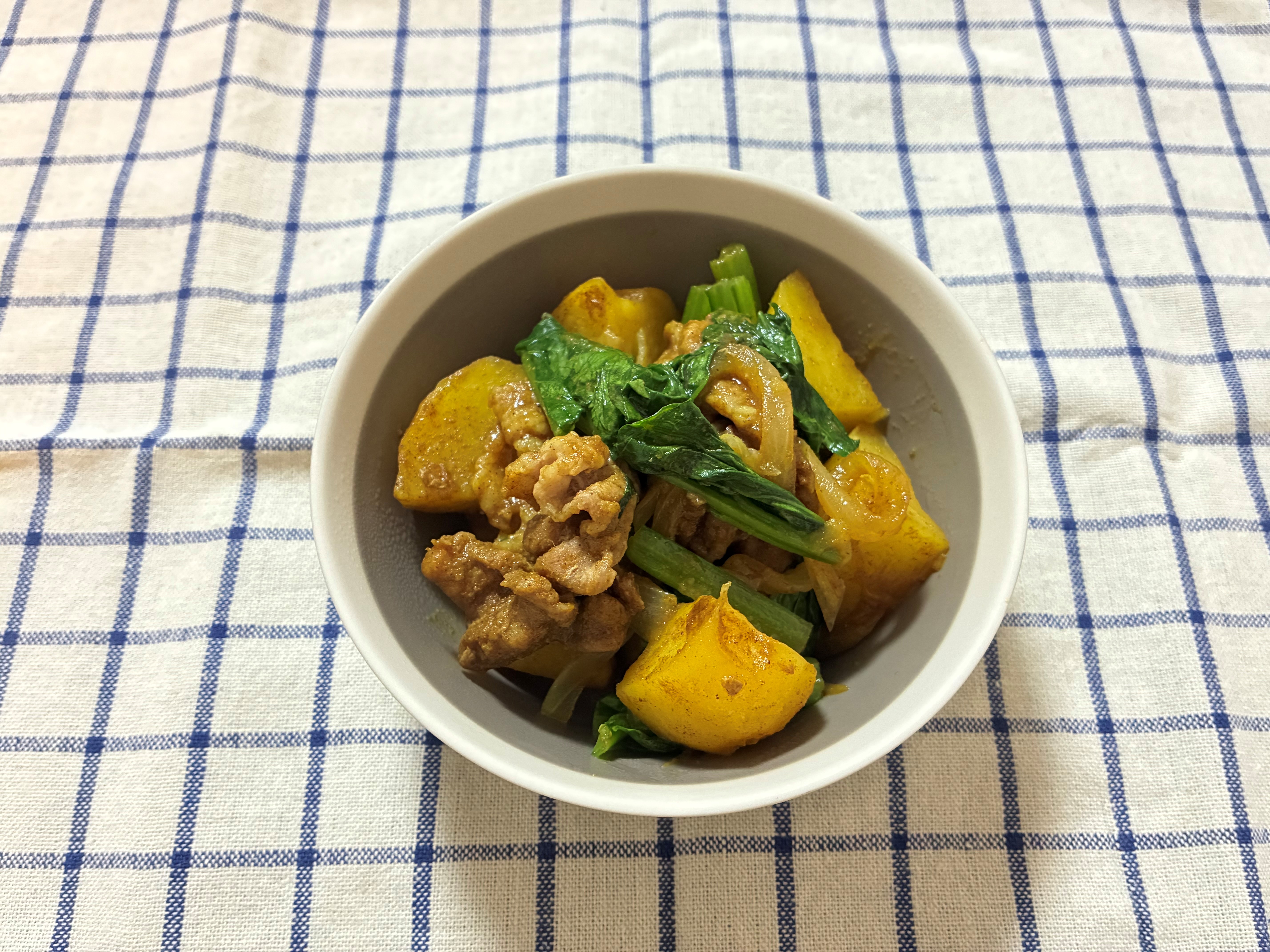 カレー肉じゃがの写真