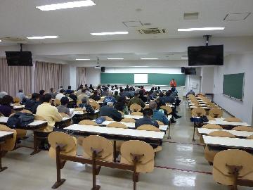 試験開始前の様子