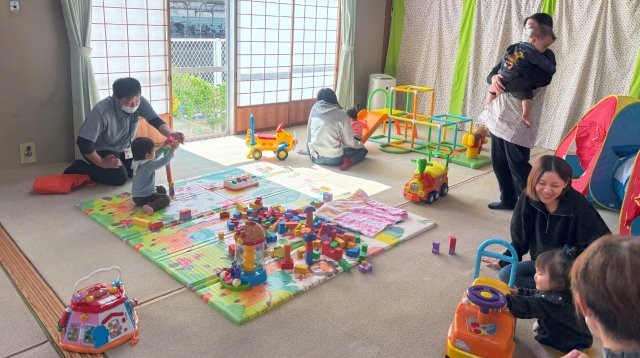 のびのび遊ぶ子どもたち