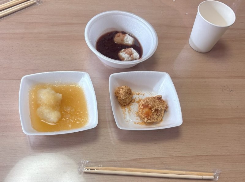 つきたての餅は格別なやわらかさと美味しさ