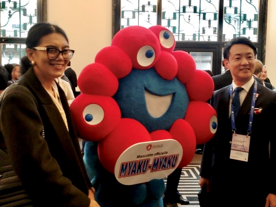 BIE総会での横山市長のプロモーション活動の様子