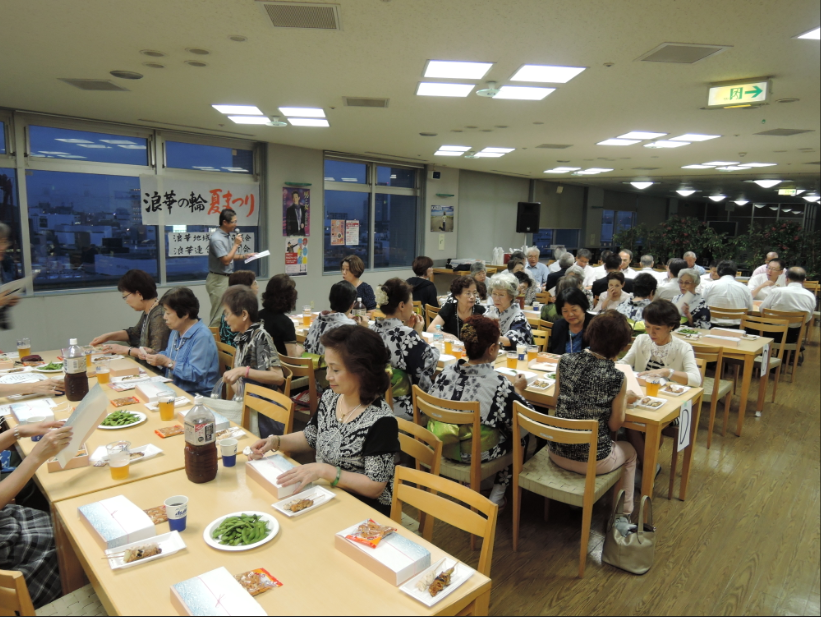 浪華の輪夏まつりの様子