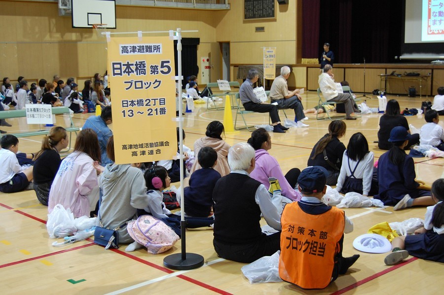 避難所開設訓練の様子