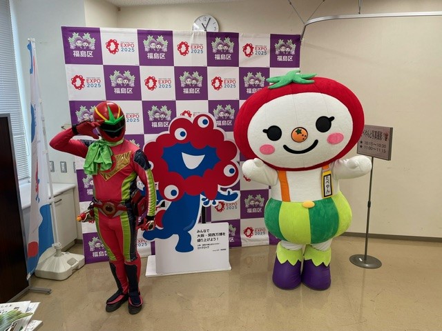トマティーンとたべやんの2ショットの写真