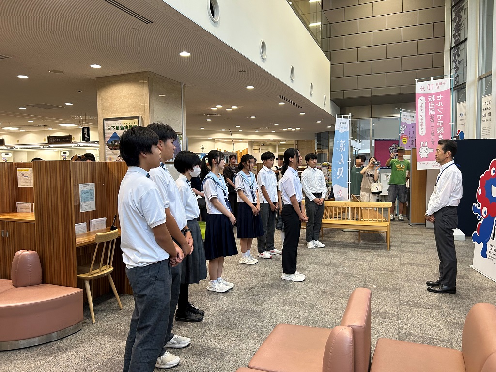 帰阪式の様子