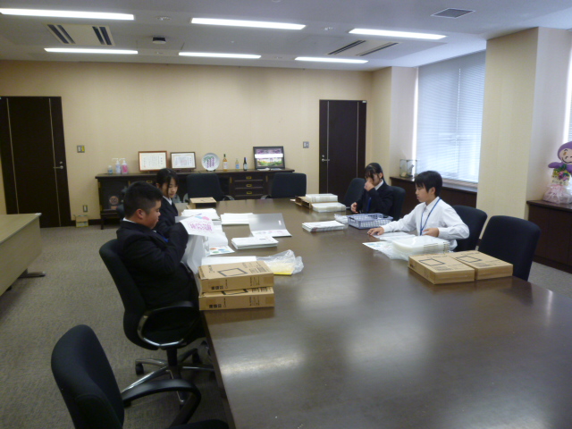 出産後の手続きの資料を制作しています