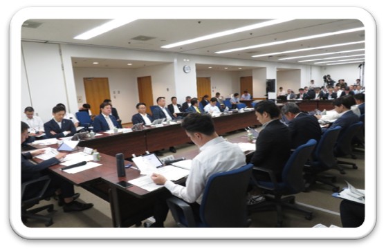 協議会の開催風景（第7回）1枚目