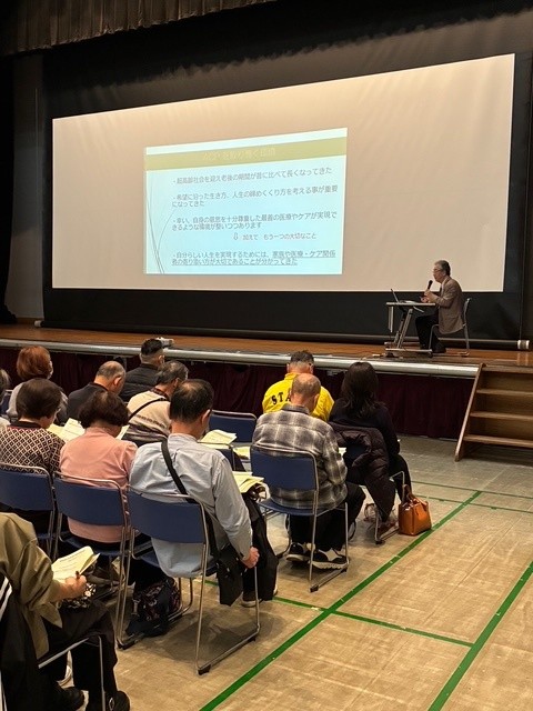 井上院長による講演