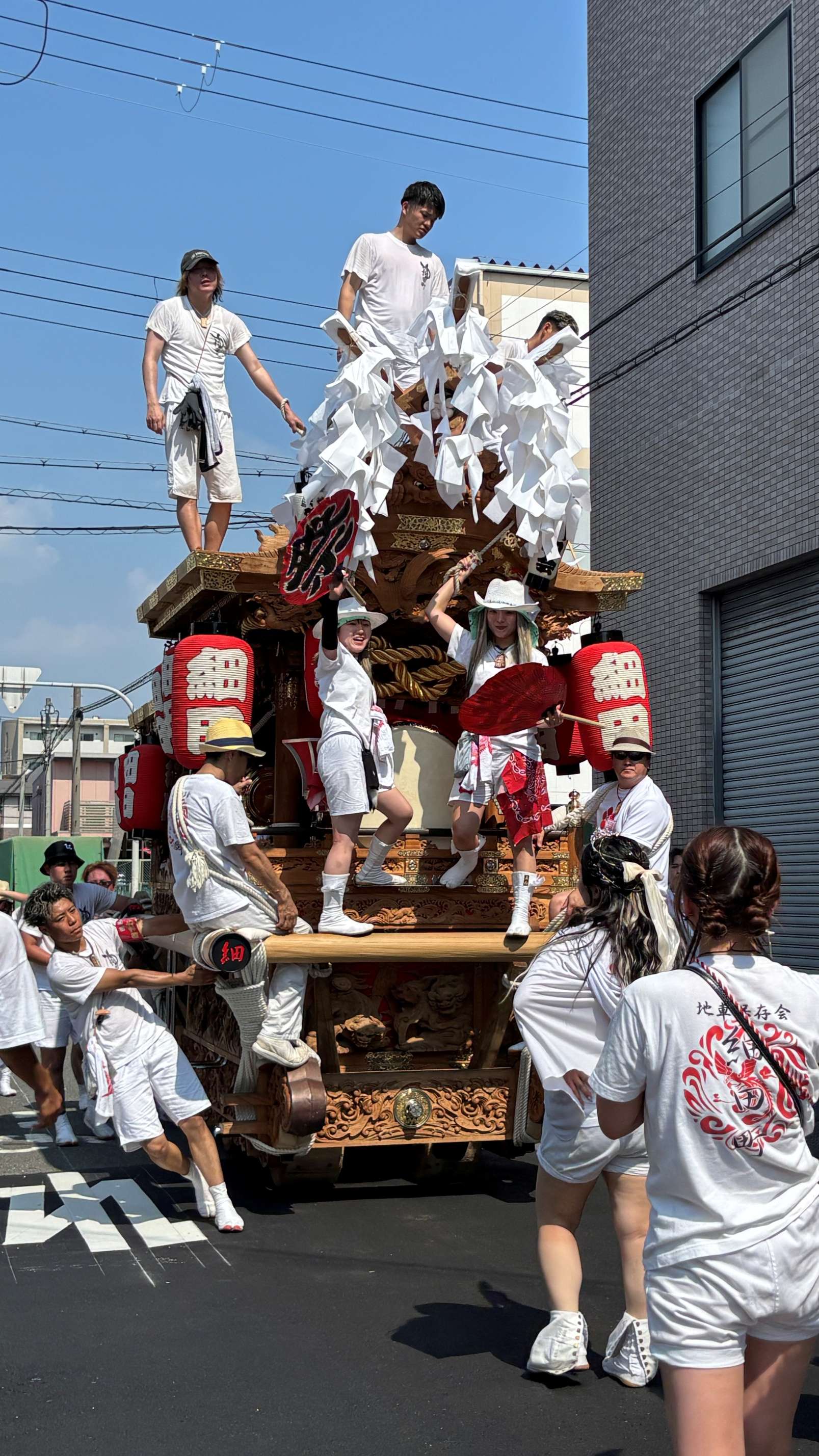 細田町のだんじり1