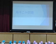 2月全体発表の様子1