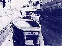 茨田井路の三枚板舟の写真