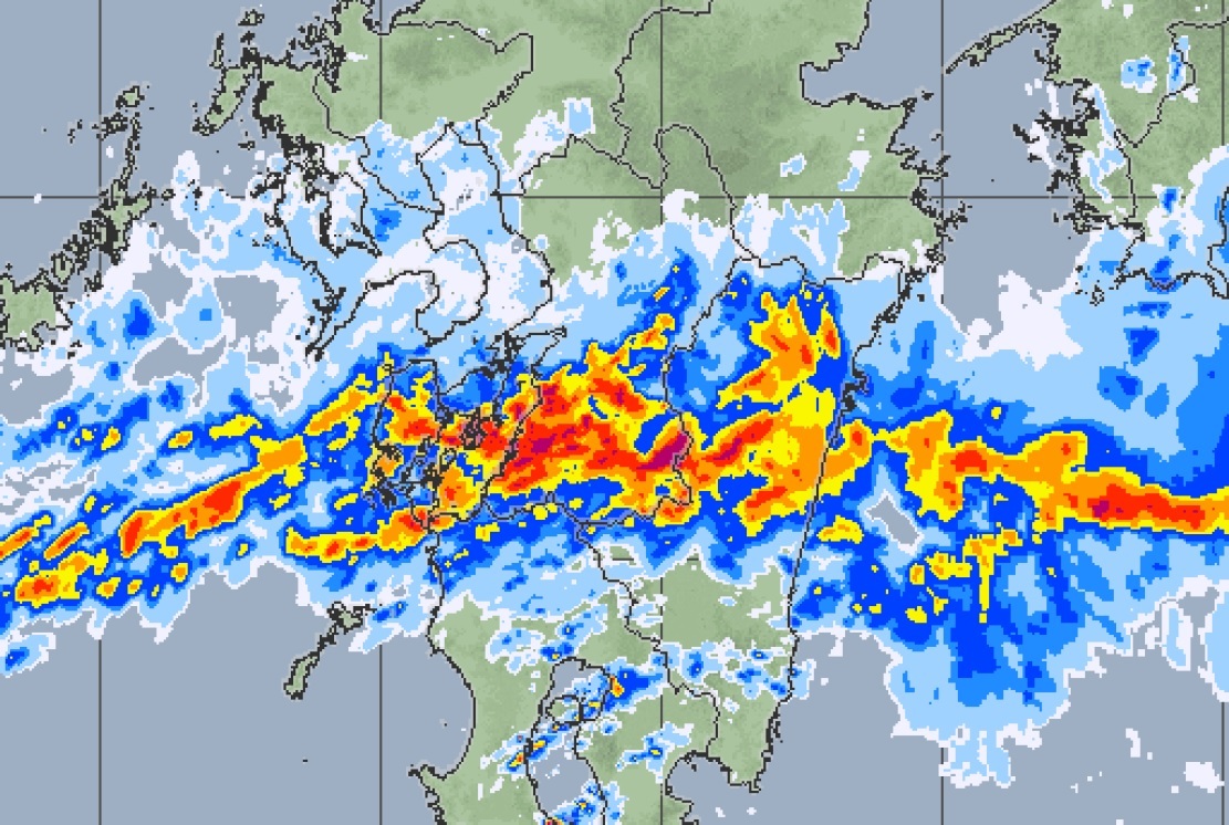 九州南部に発生した線状降水帯の雨雲レーダー画像（気象庁）