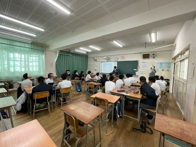 大阪市立宮原中学校 職業講話1