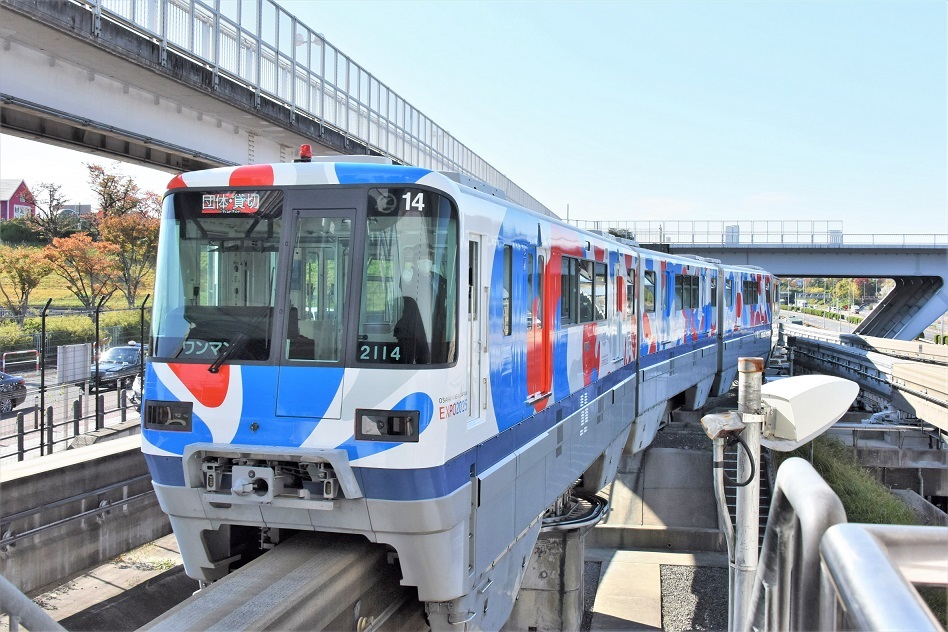 ラッピング列車