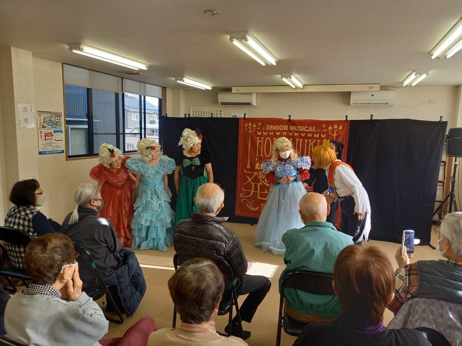 ふれあいサロンにて（発起塾）