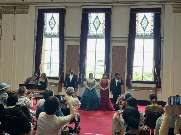 大阪府庁ひょうたんから独楽劇場