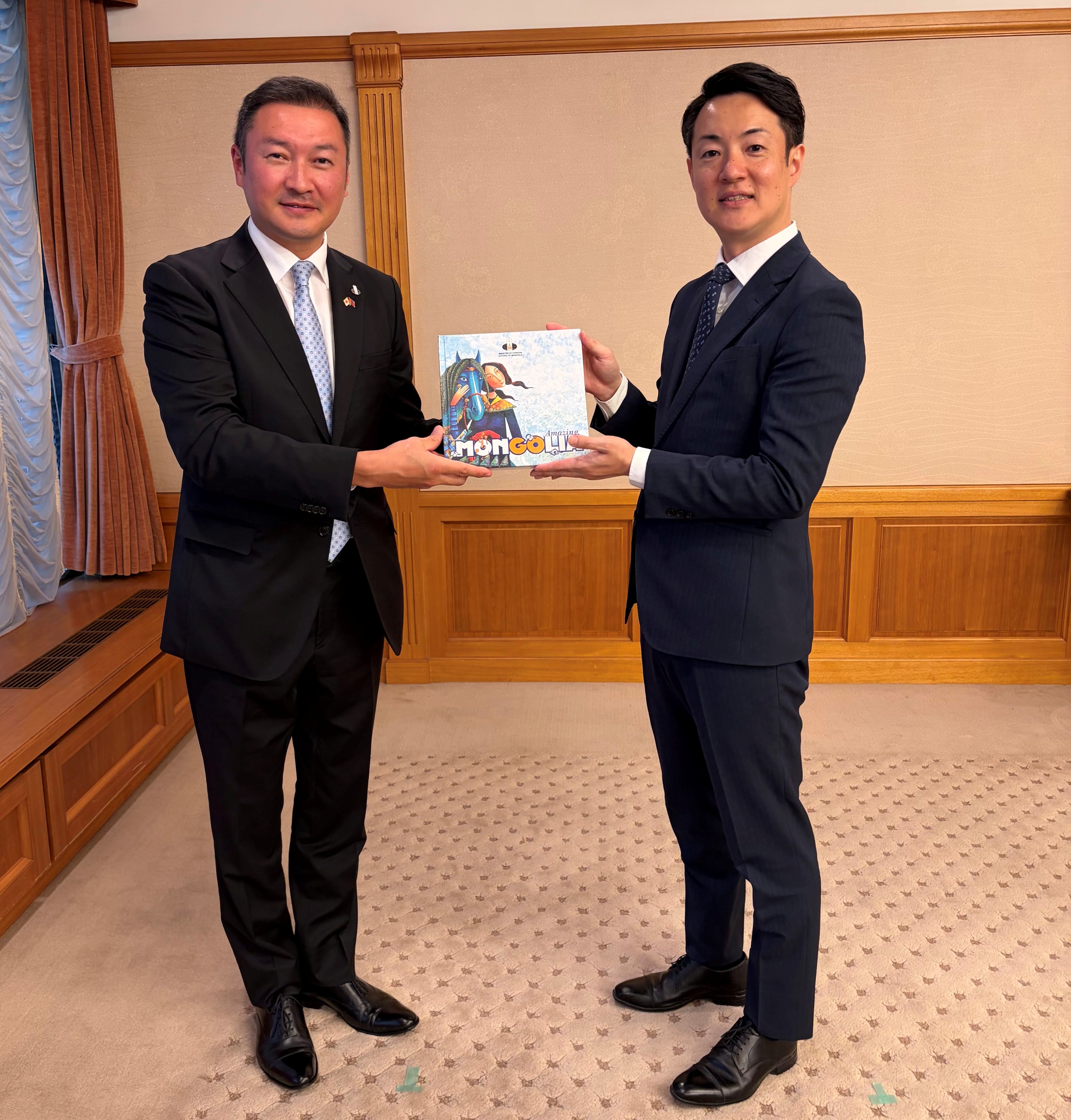 駐大阪モンゴル国総領事離任表敬訪問