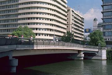 肥後 橋 駅