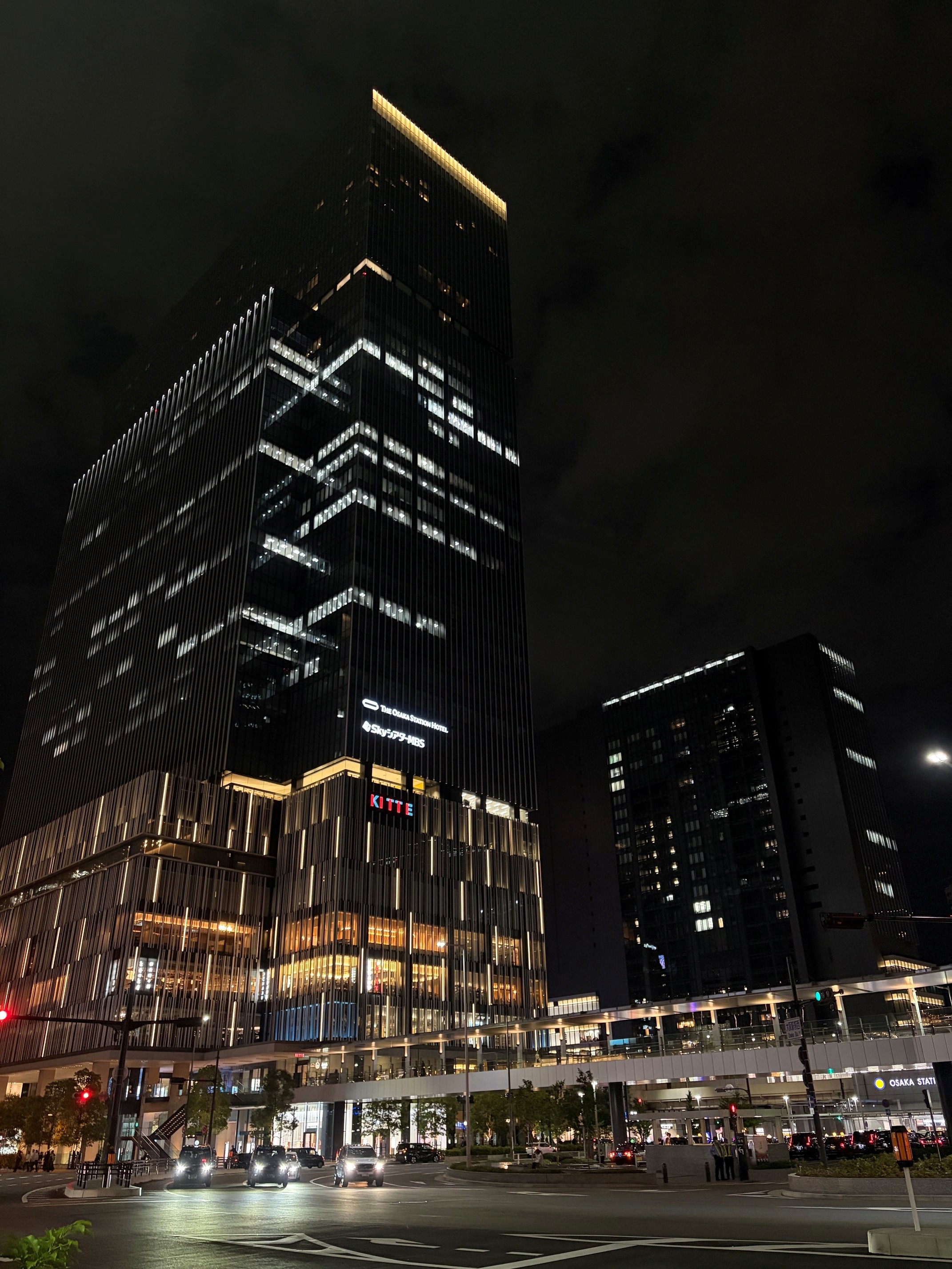 夜のKITTE大阪