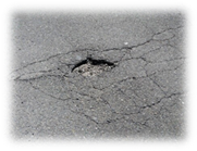 道路異常（穴あき）の写真