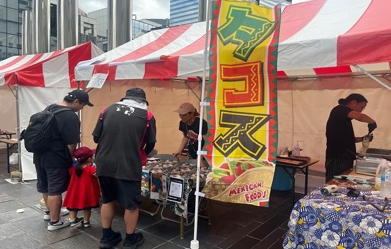 メキシコ　タコスの販売写真