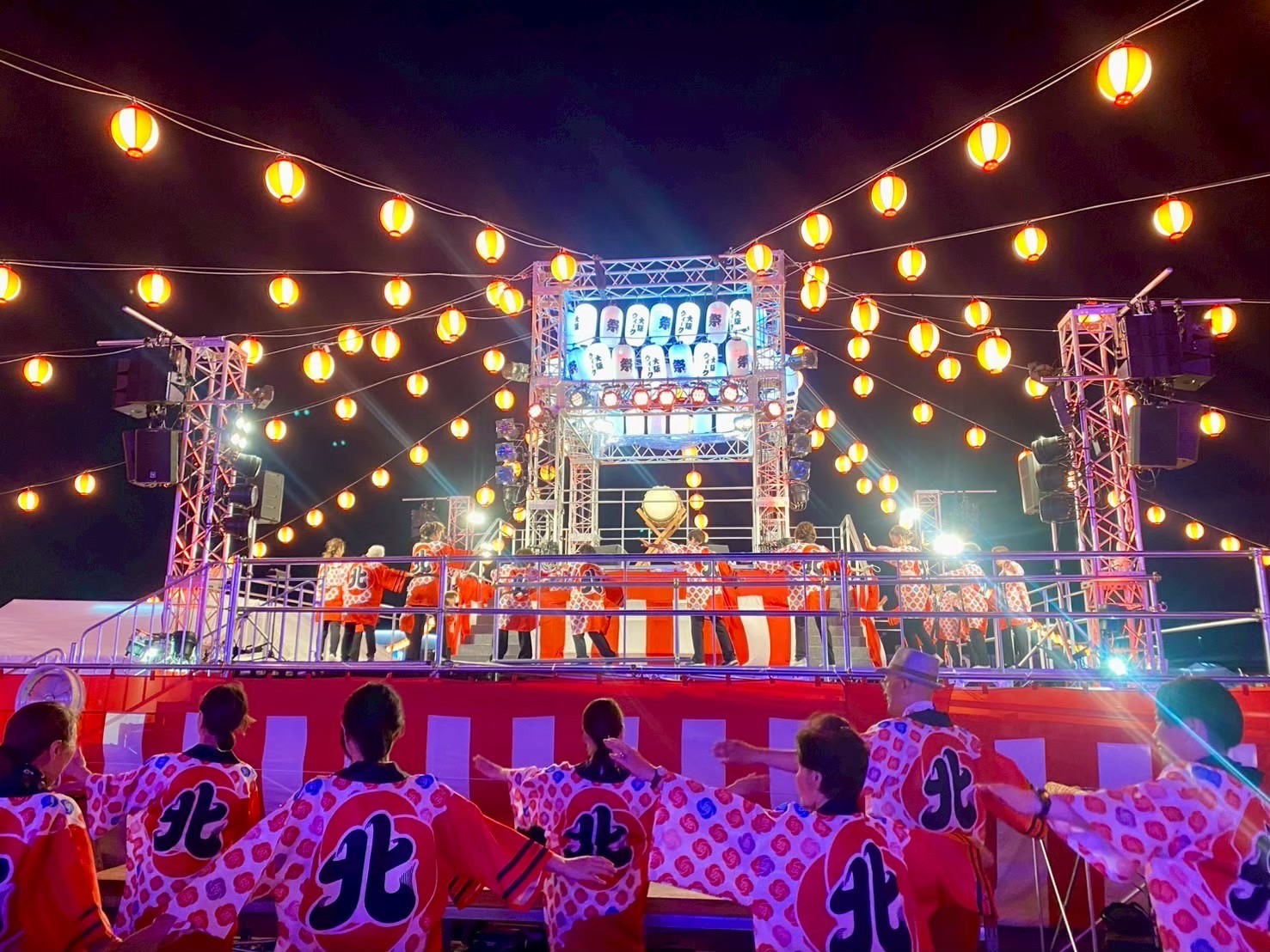 女性会盆踊りの写真