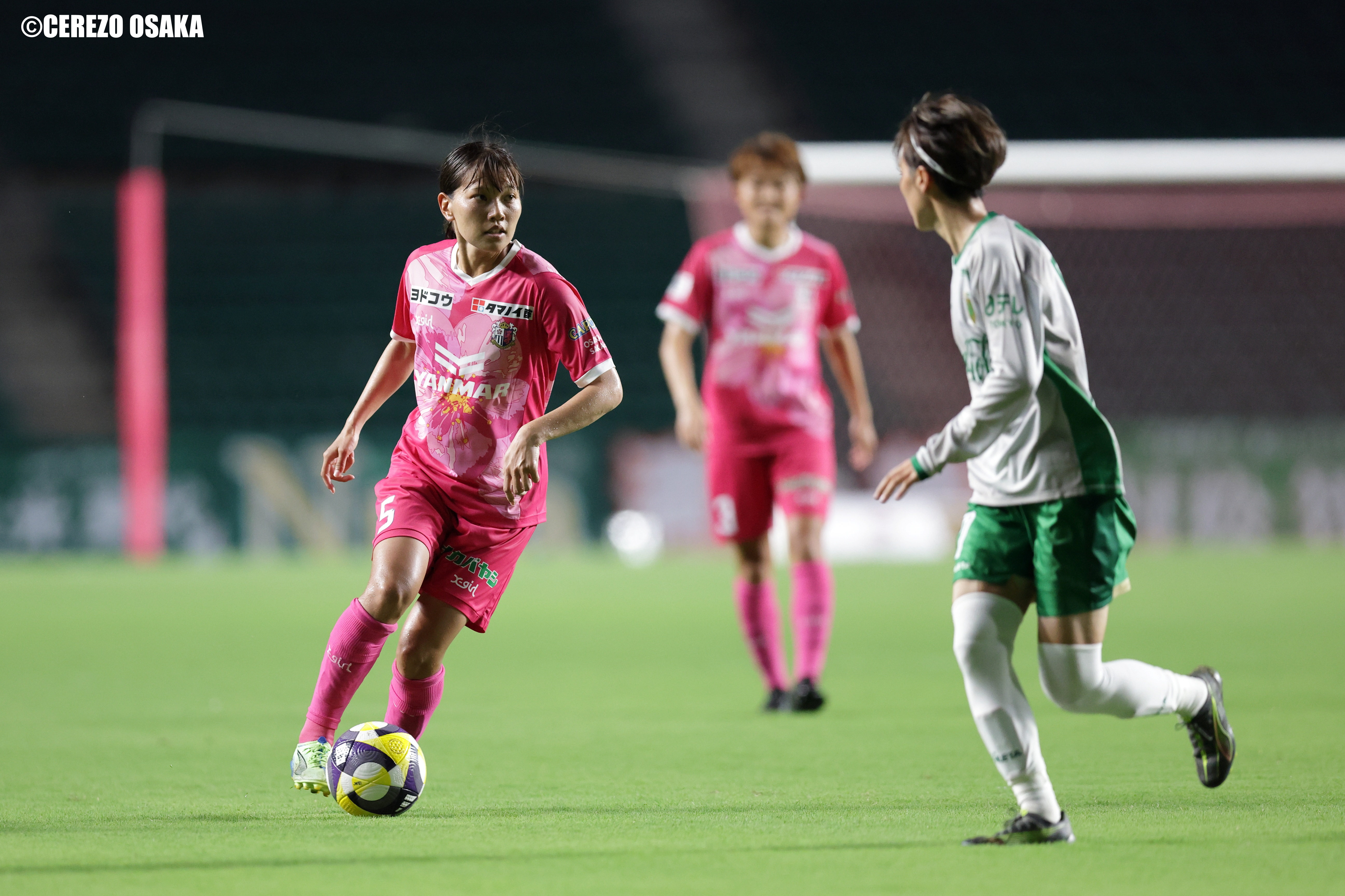 セレッソ大阪ヤンマーレディース 浅山選手のドリブル