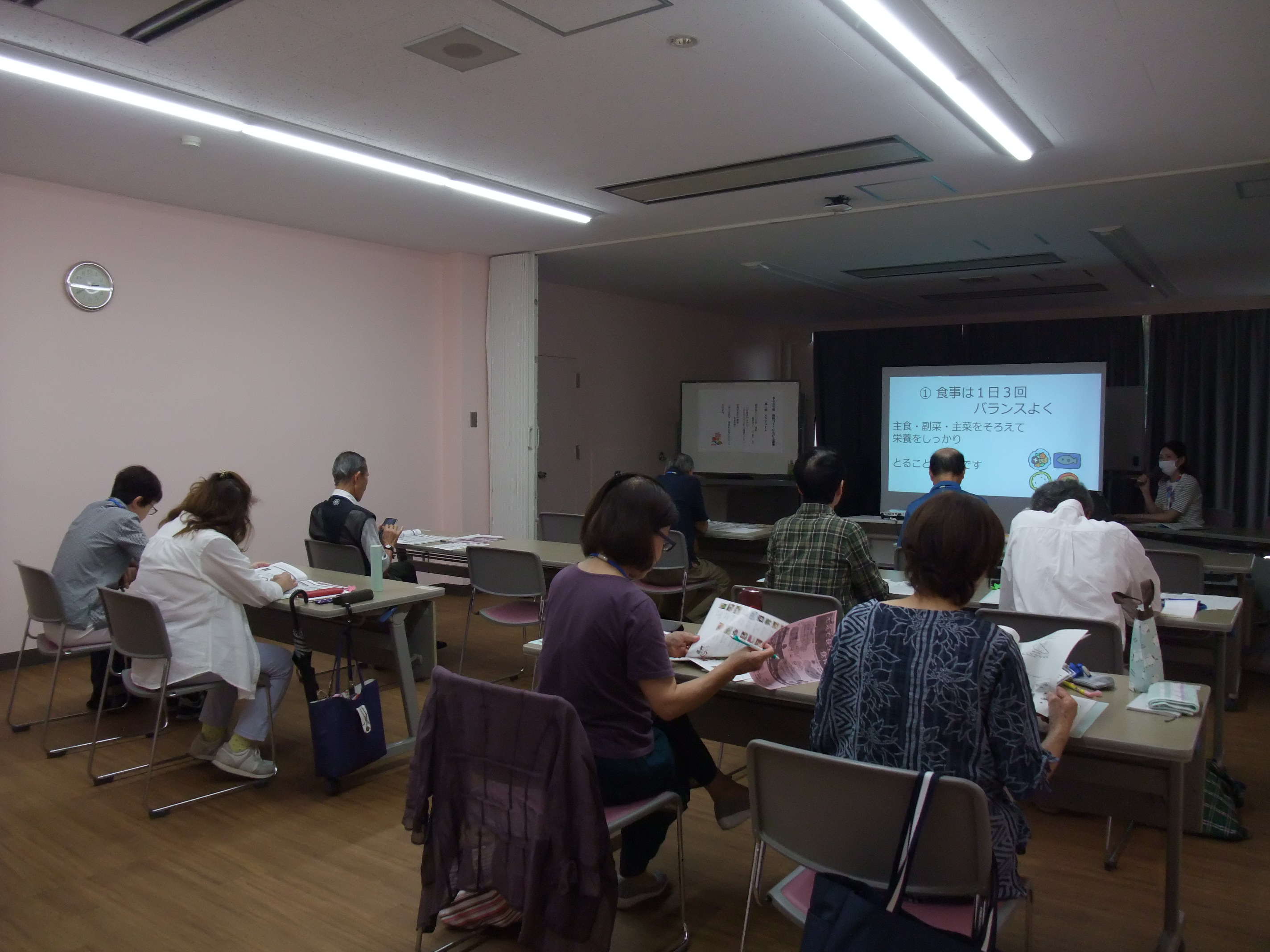 管理栄養士の講座の様子