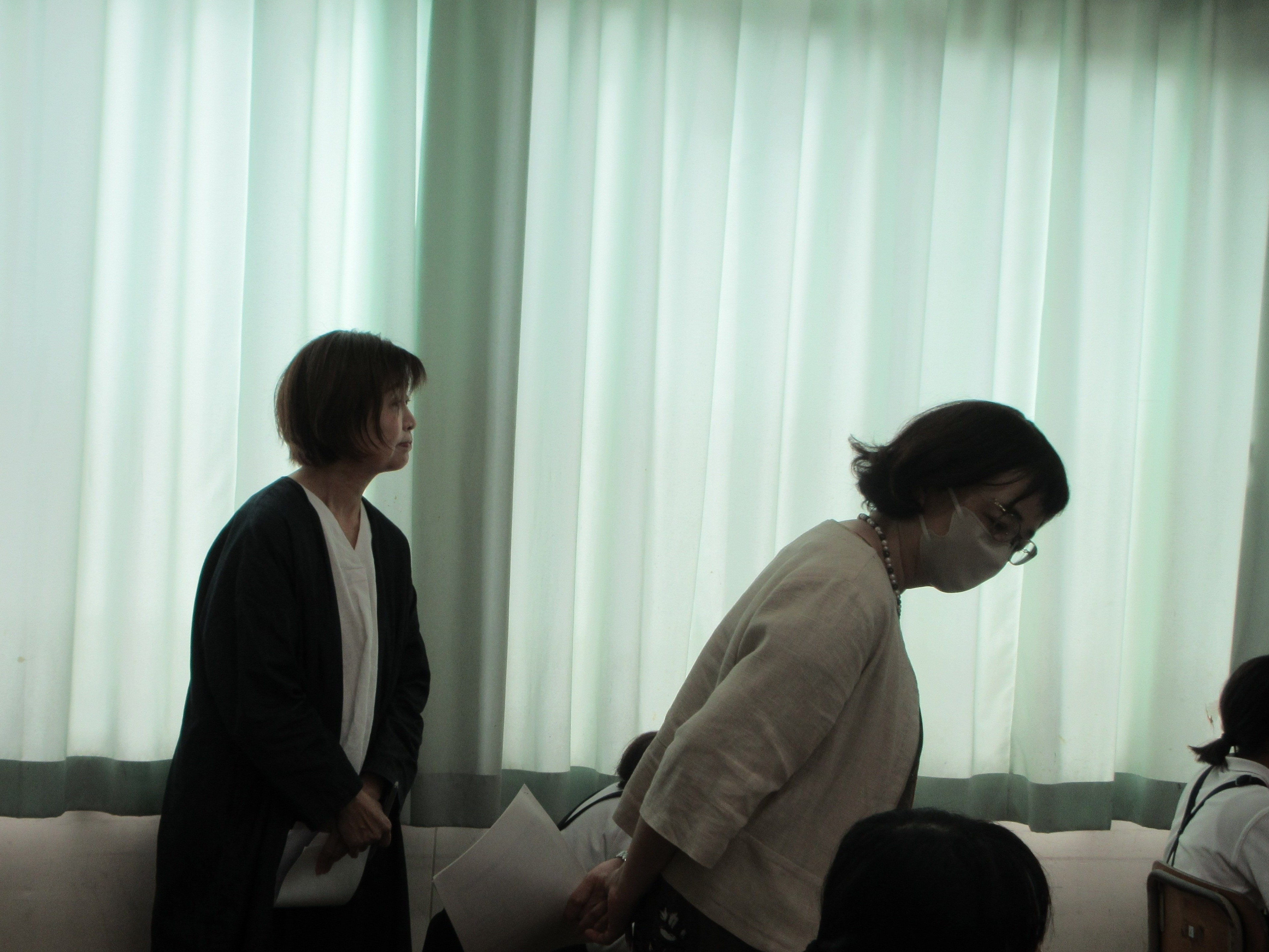 授業を見学する様子