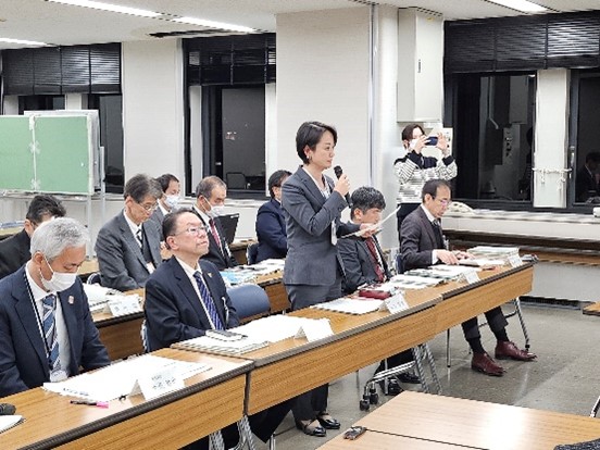 山口区長があいさつする写真