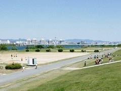 淀川河川敷の写真