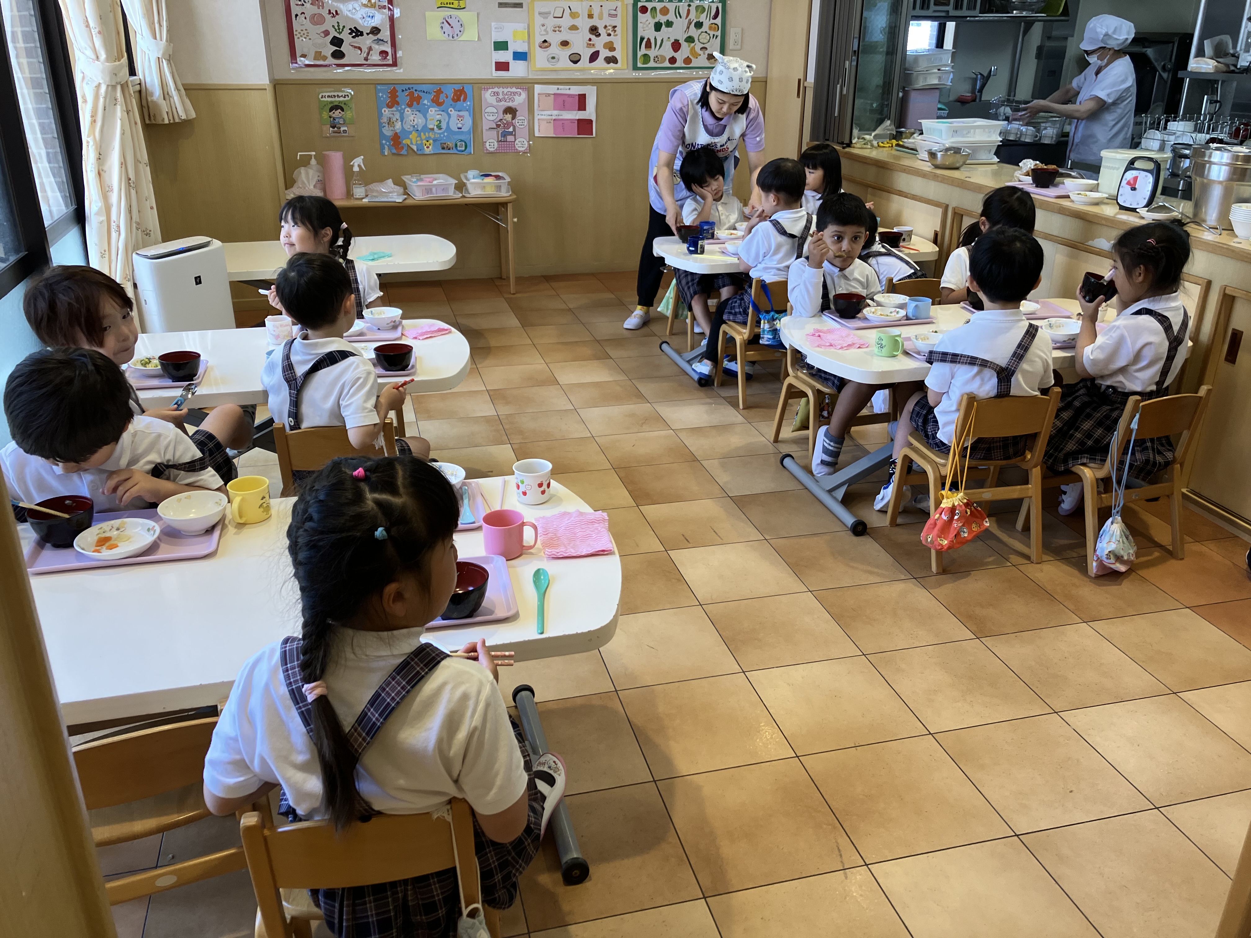 給食