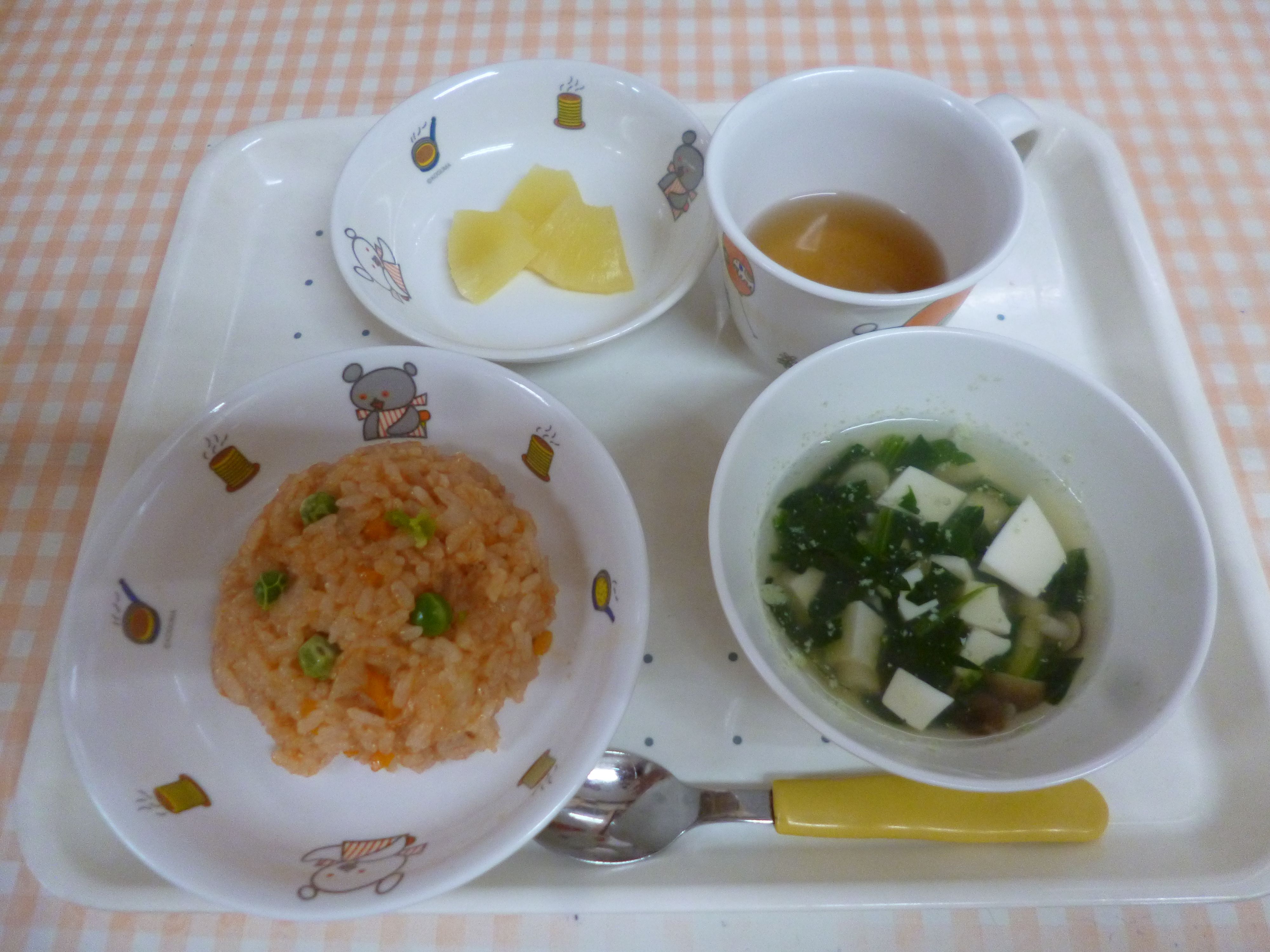 給食メニュー