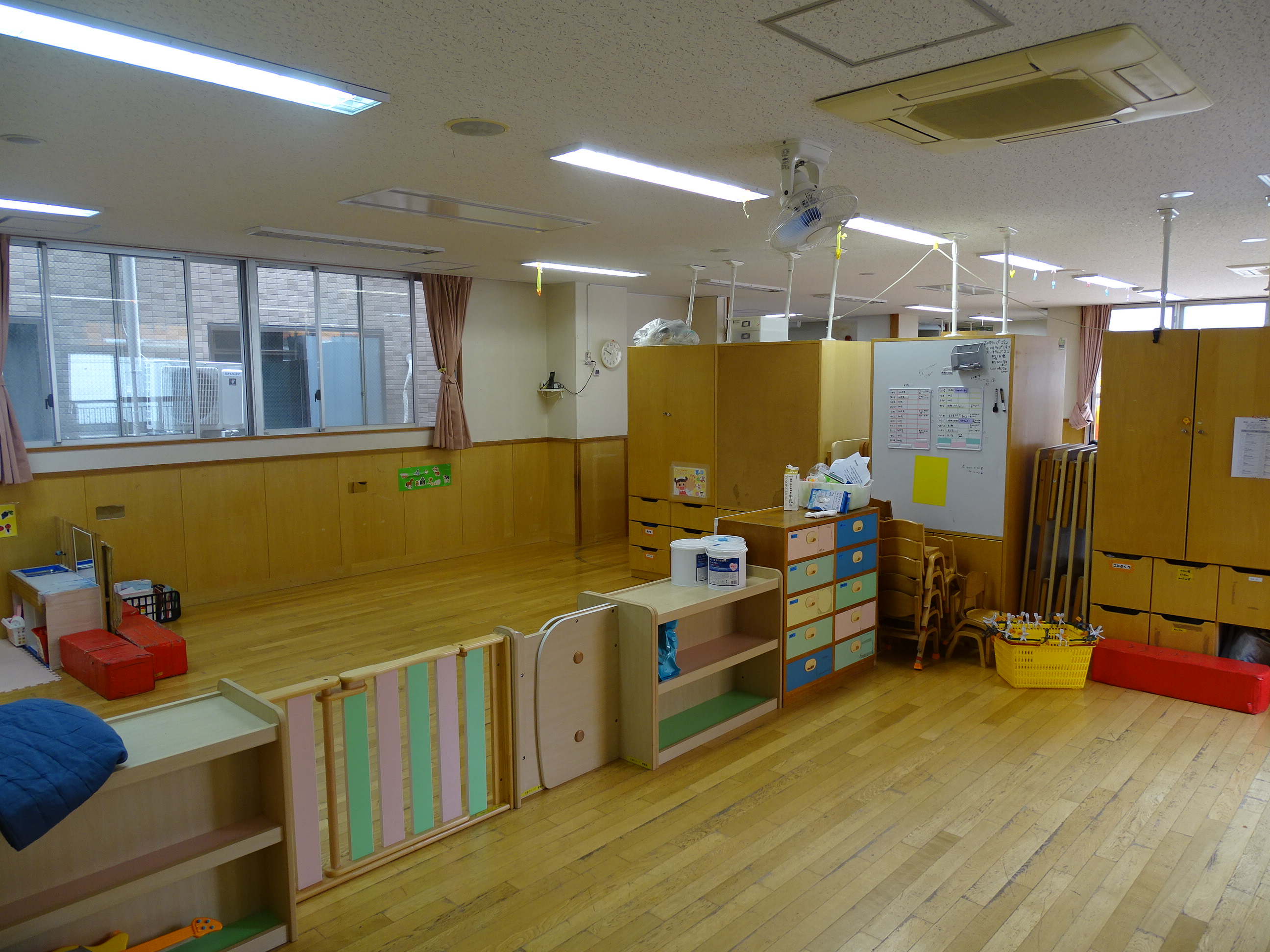 室内の様子1