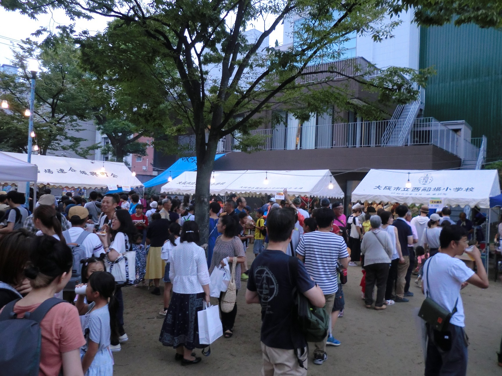 西船場納涼大会の様子