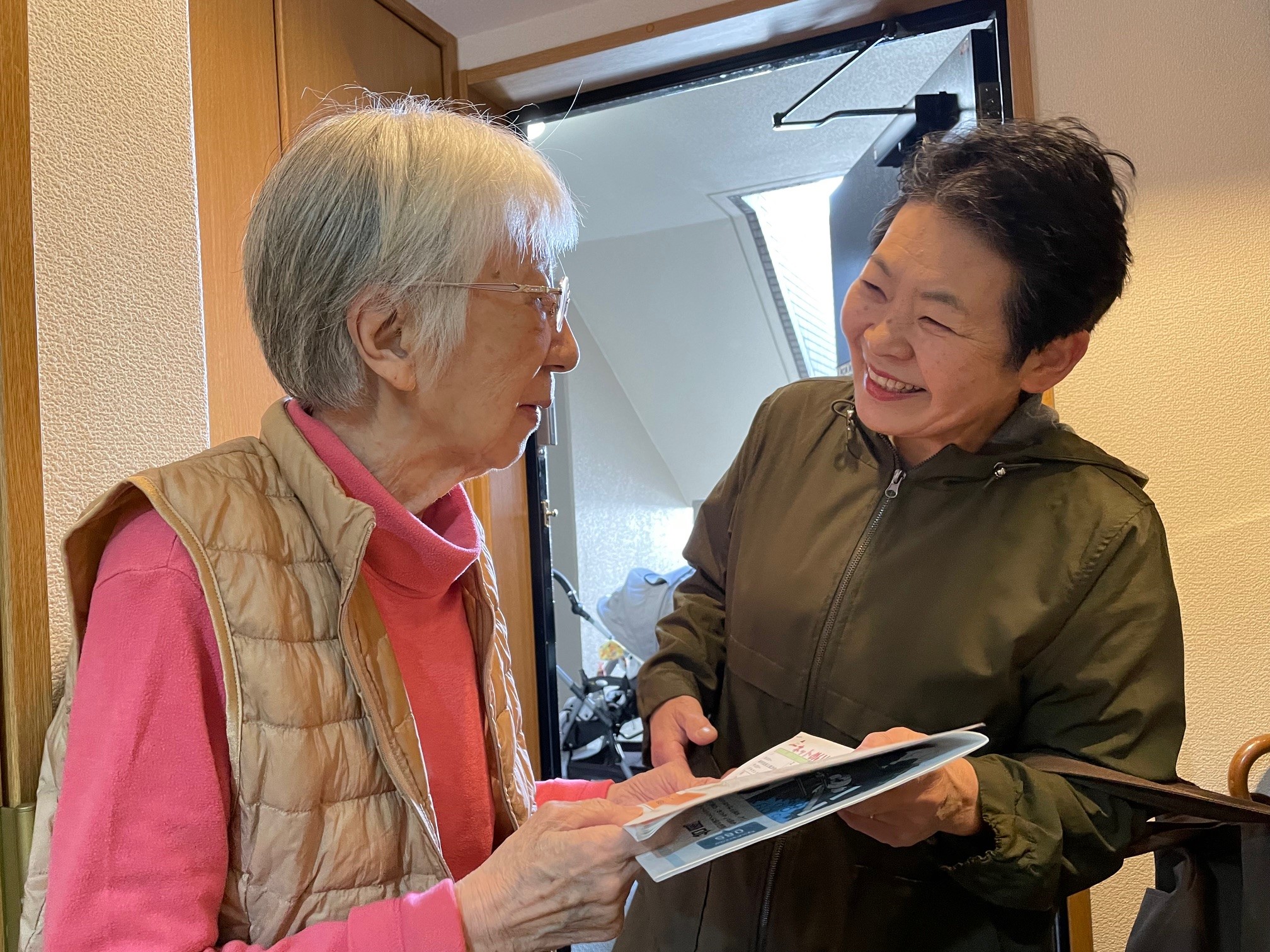 明治地域での見守り訪問の様子