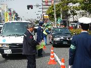 シートベルト・チャイルドシート着用キャンペーンの様子