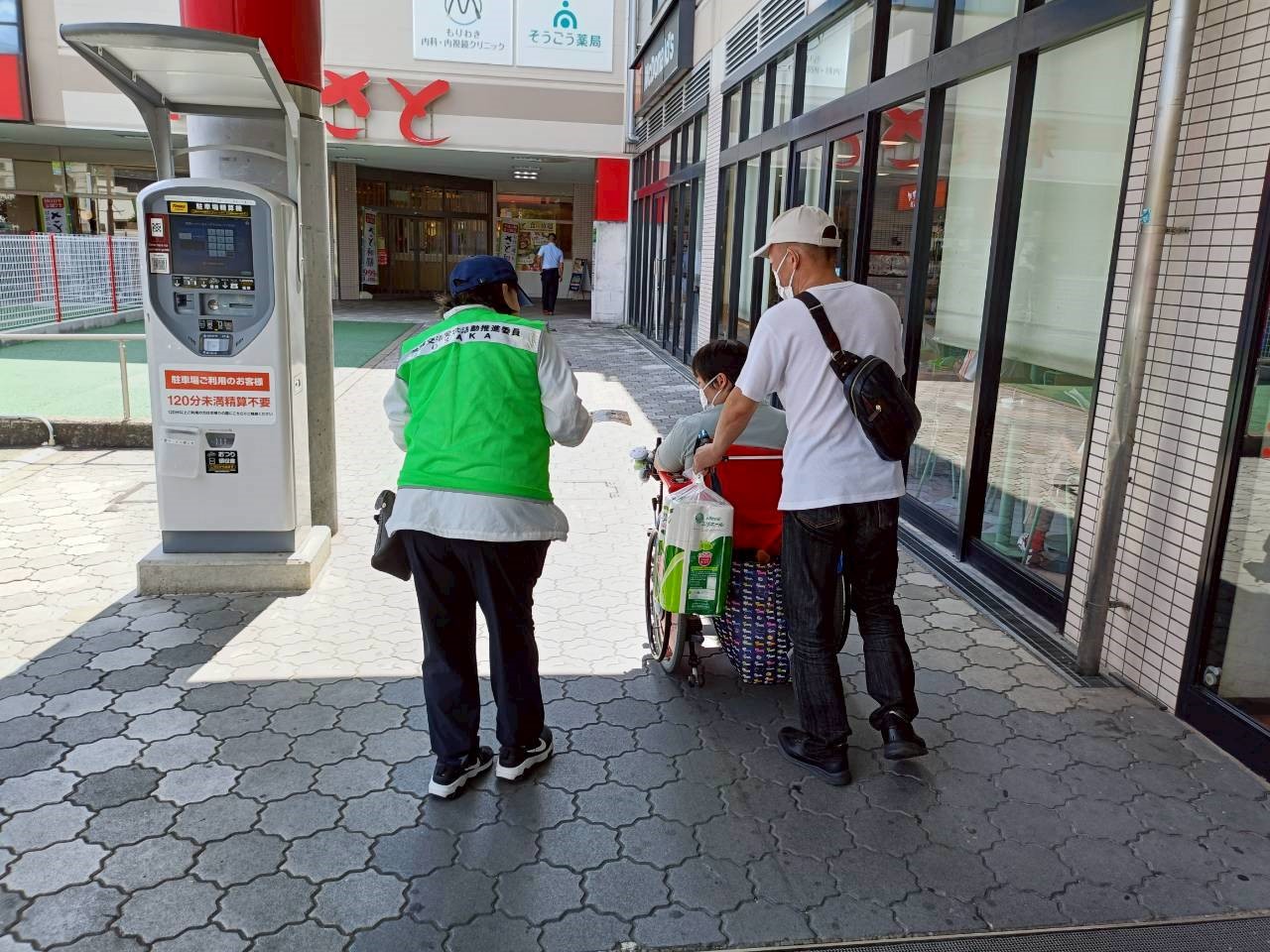 交通事故防止キャンペーンの様子2