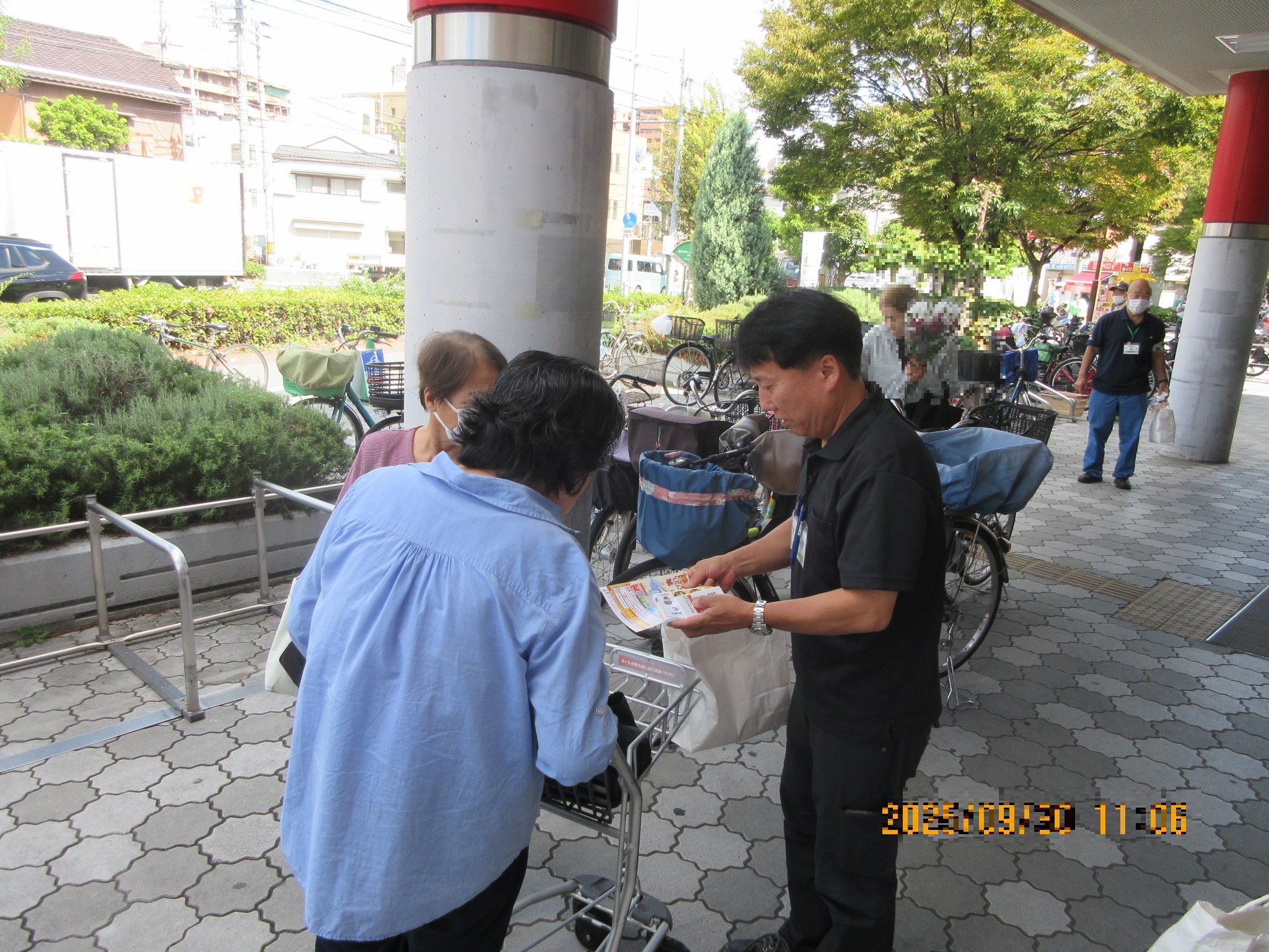 交通事故防止キャンペーンの様子3