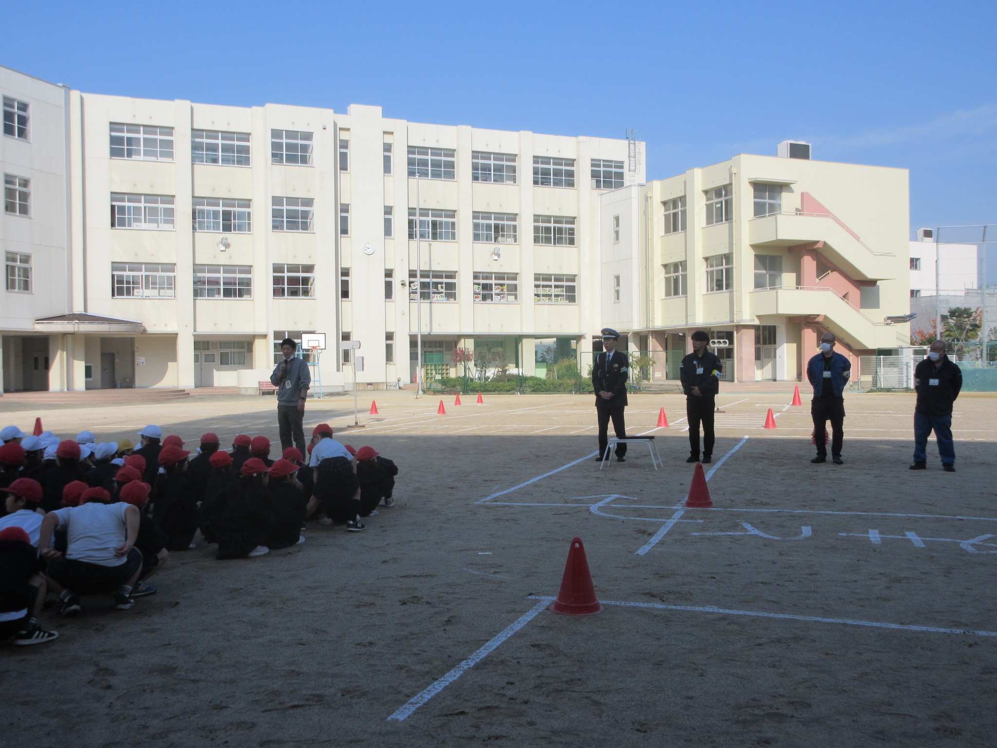 出前講座を実施する様子1