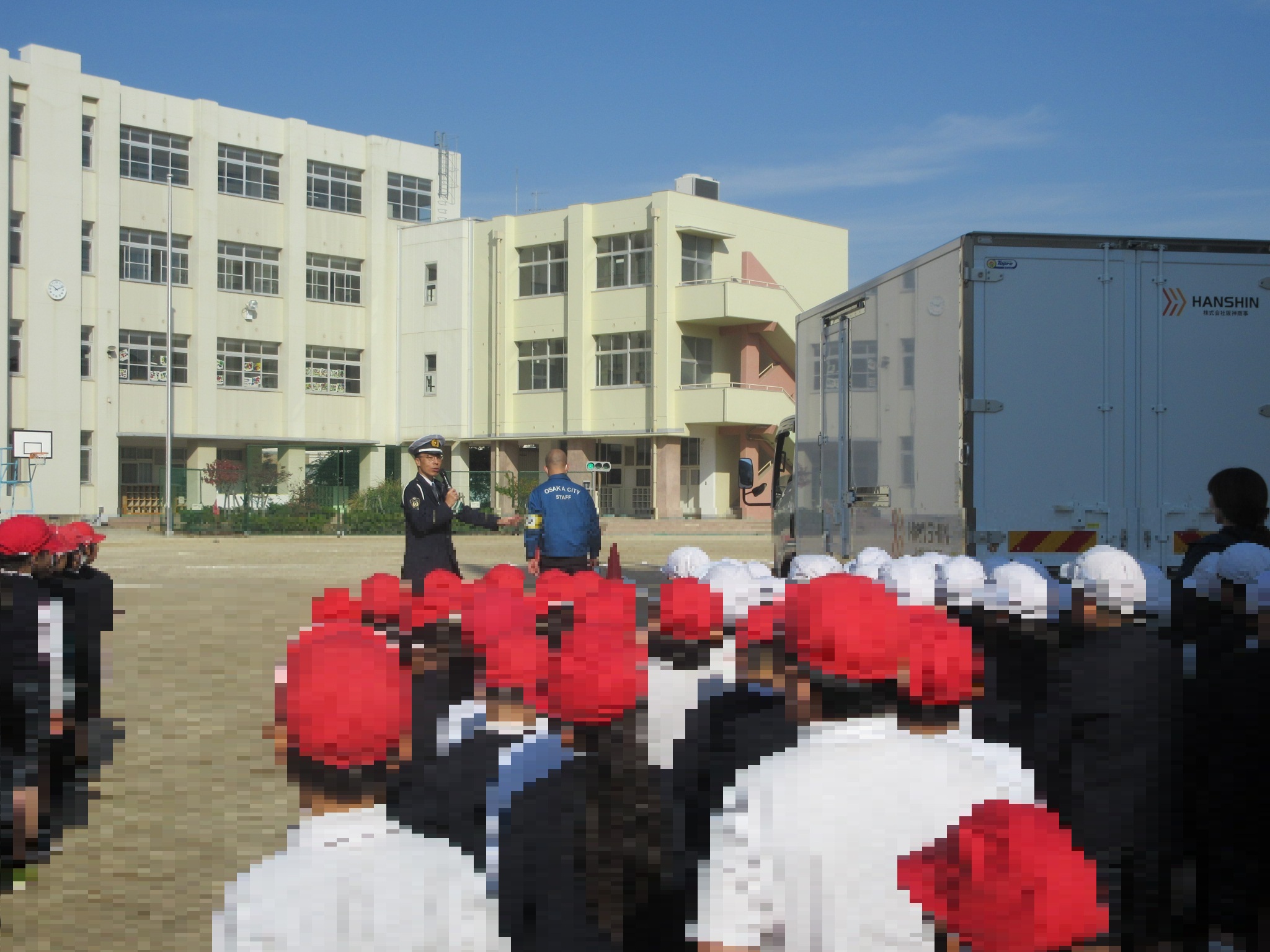 実際のトラックで確認している様子1