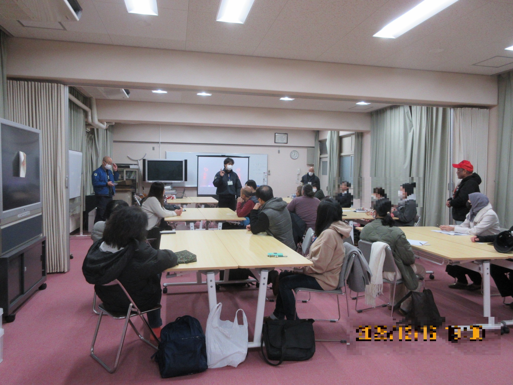 出前講座を実施する様子1