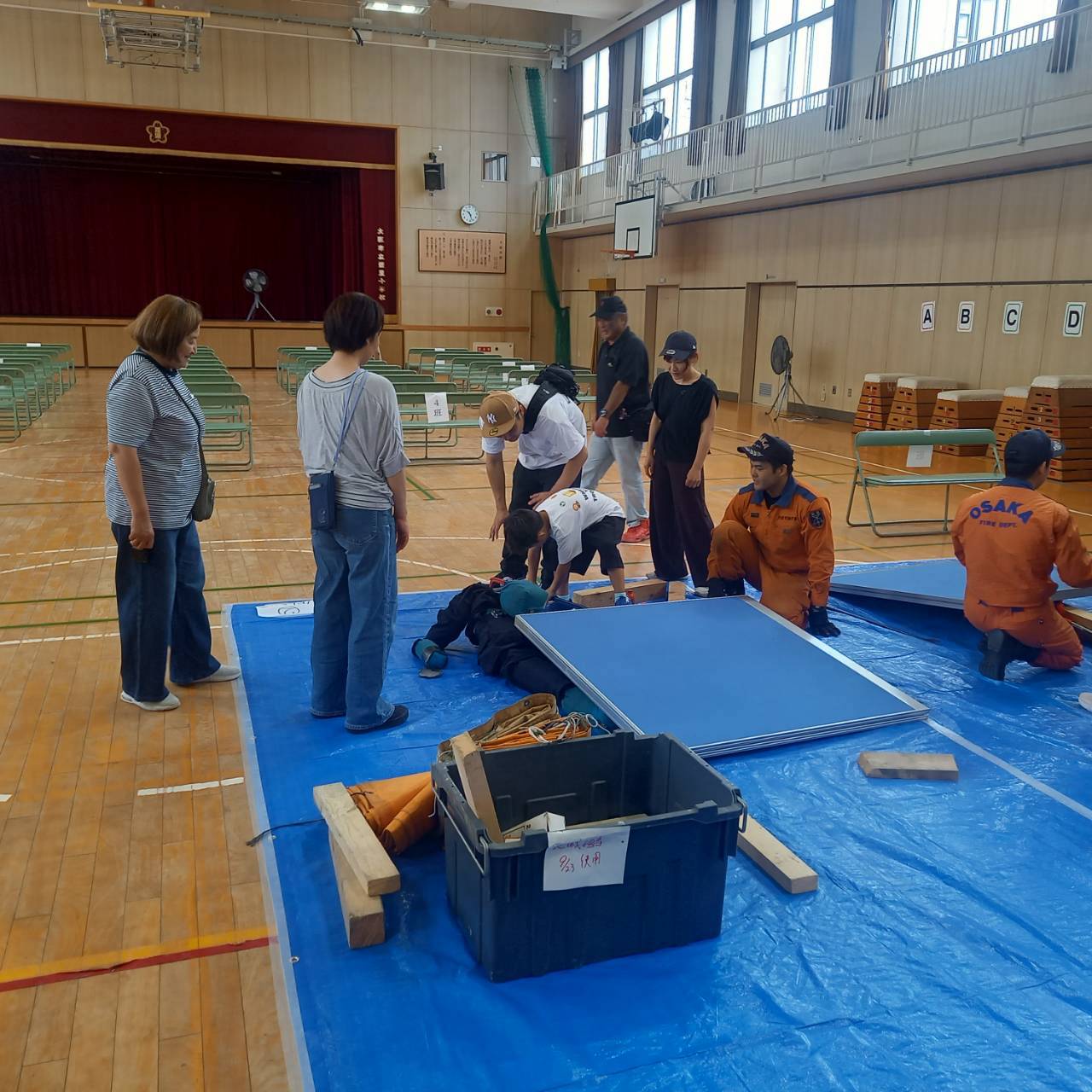 瓦礫上げ（ジャッキ使用）