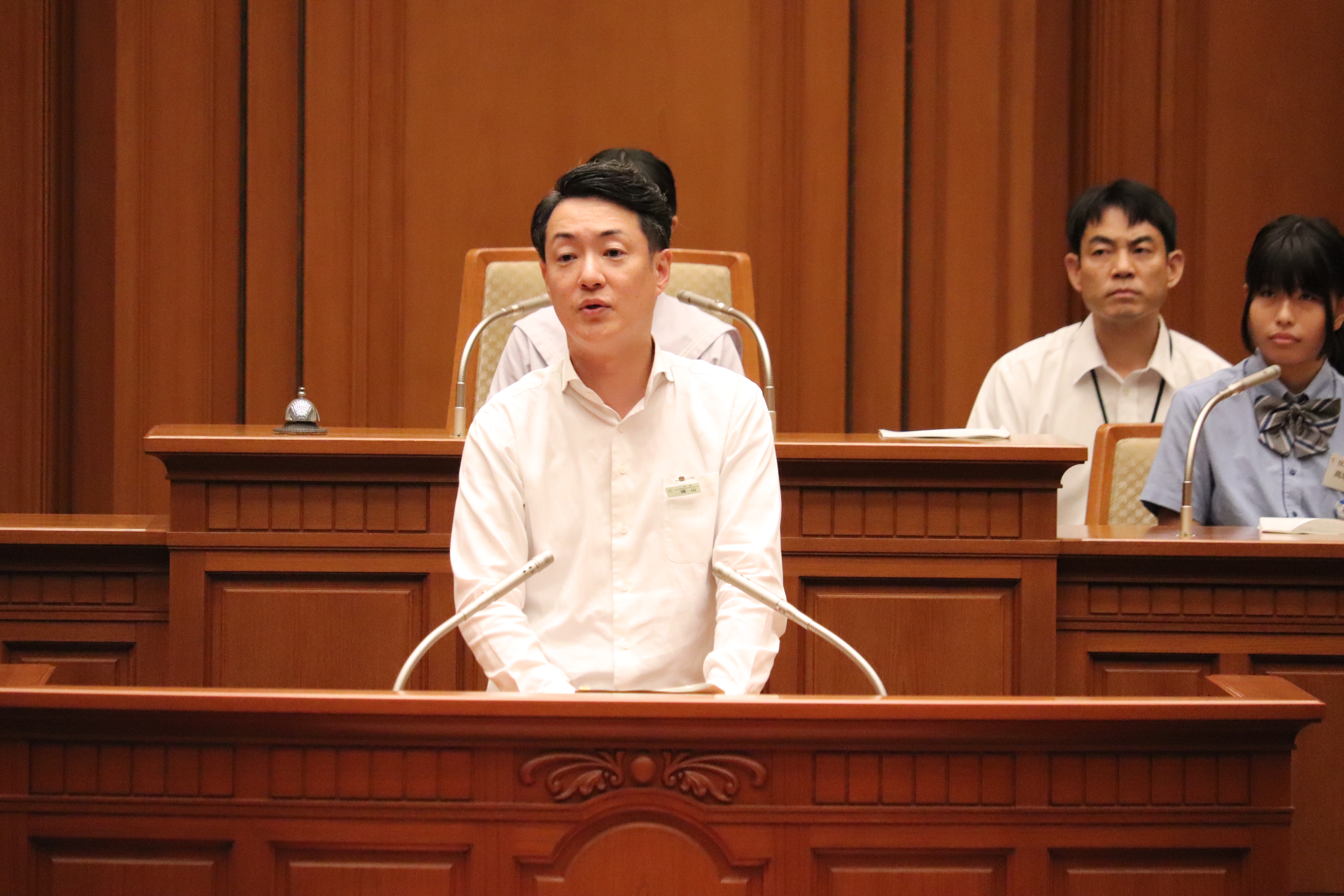 横山英幸市長のあいさつの様子